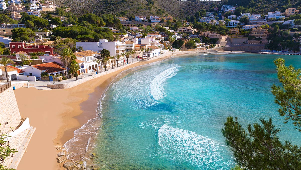 10 reasons to invest in Moraira